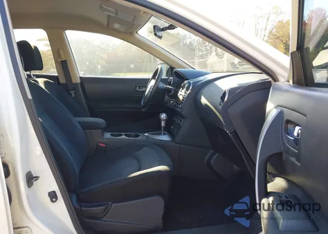 2015 Nissan Rogue Select S из США, поврежденный, VIN JN8AS5MT3FW670359